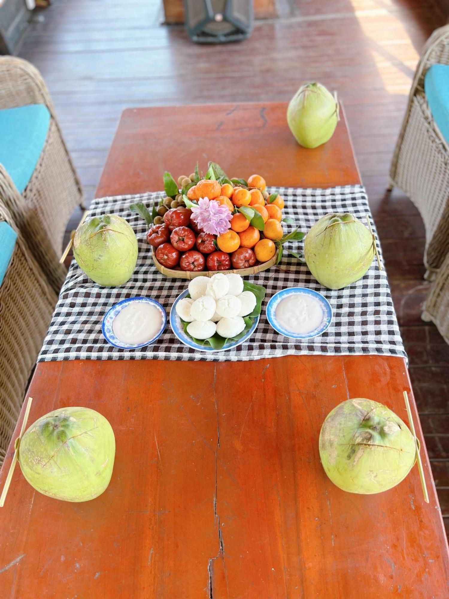 Hide Away Bungalows In Ben Tre City Екстериор снимка