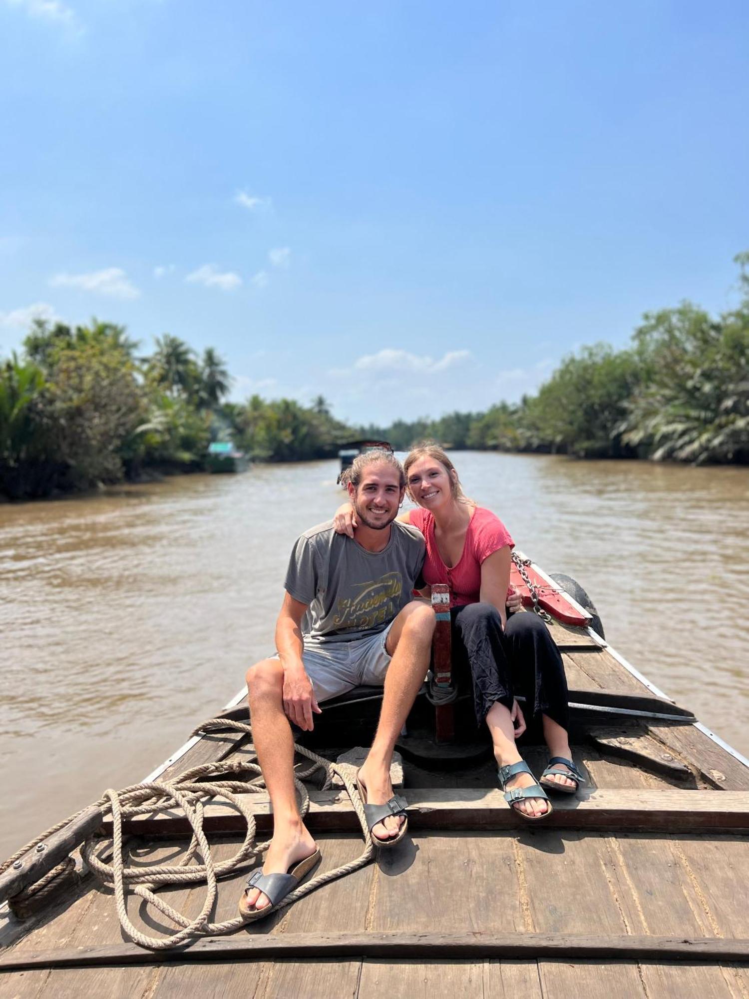 Hide Away Bungalows In Ben Tre City Екстериор снимка